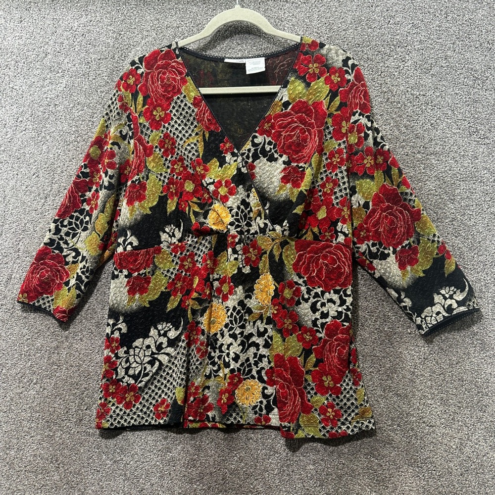 East 5th Blouse Top Woman 1X Red Black Floral Rose Faux Wrap 3/4 Sleeve Romantic